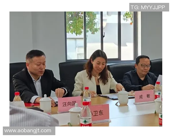 南京网球队防反策略分析与比赛表现评估的深度探讨 南京网球队防反策略分析与比赛表现评估的深度探讨